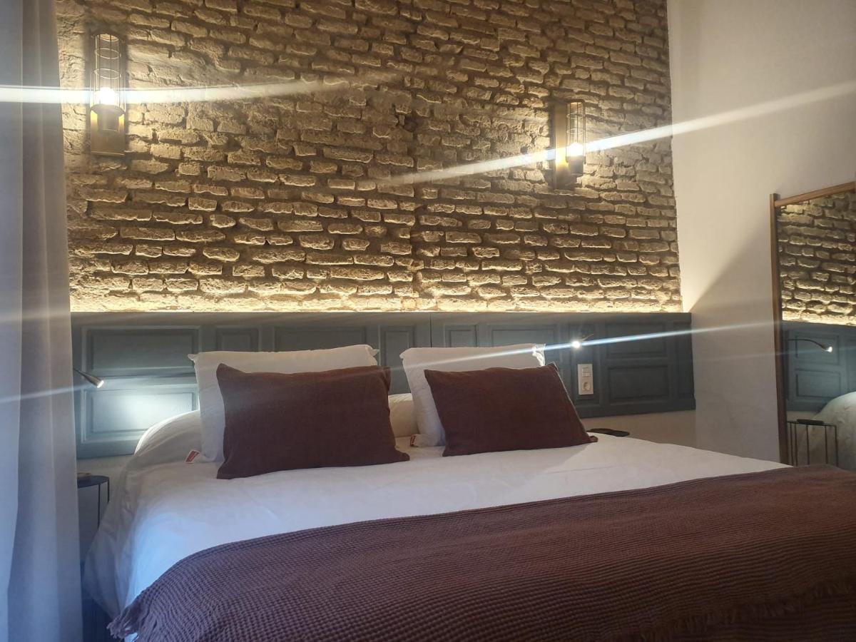 San Jorge Suites Triana Seville Exterior photo